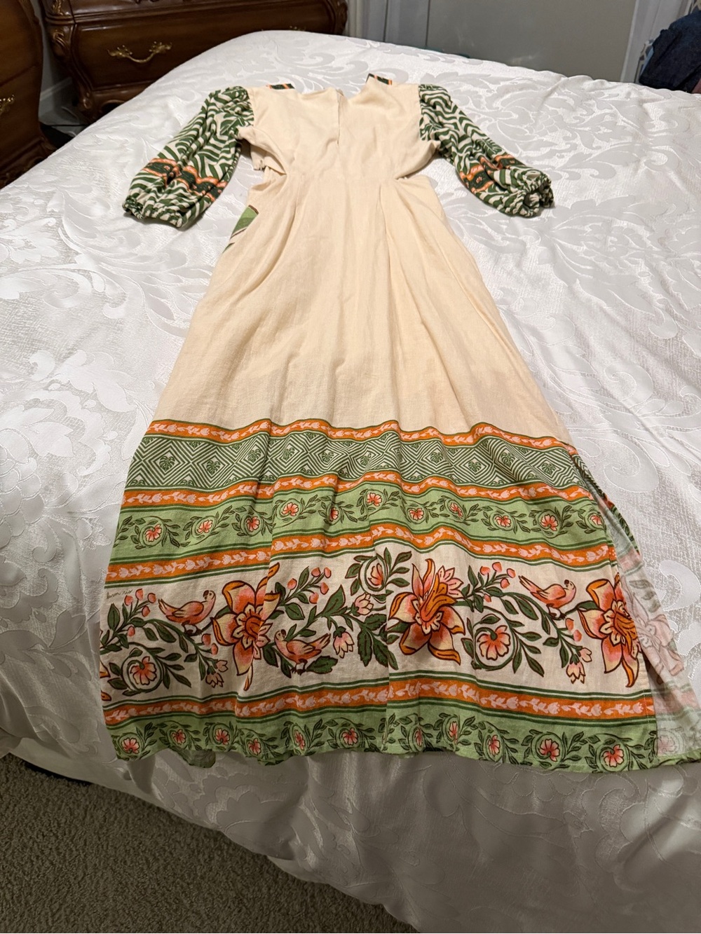 Midi Dress with side cut outs - Picture 4 of 4